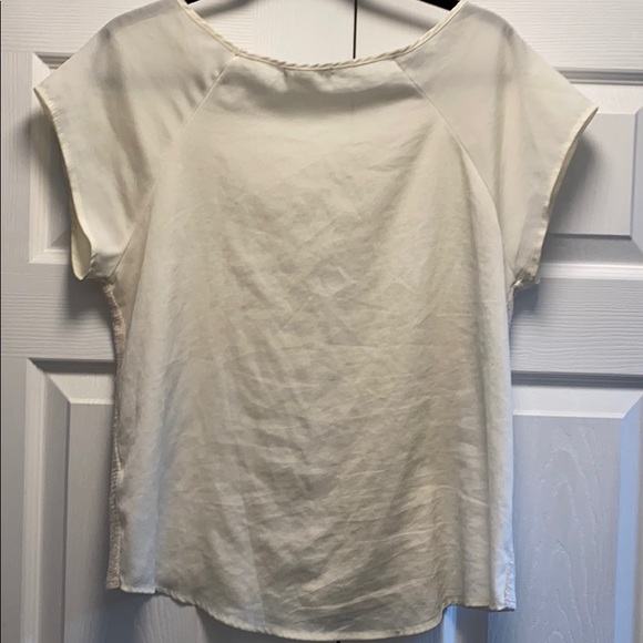 White shirt - Picture 2 of 3